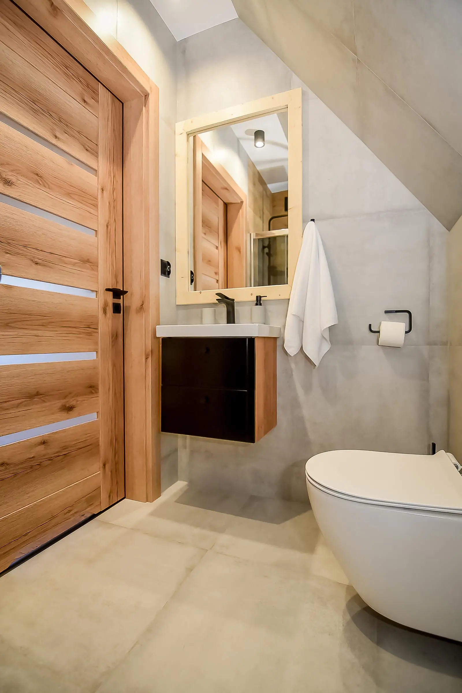 Apartament 2 umywalka — Wool & Wood Guest House, Podhale
