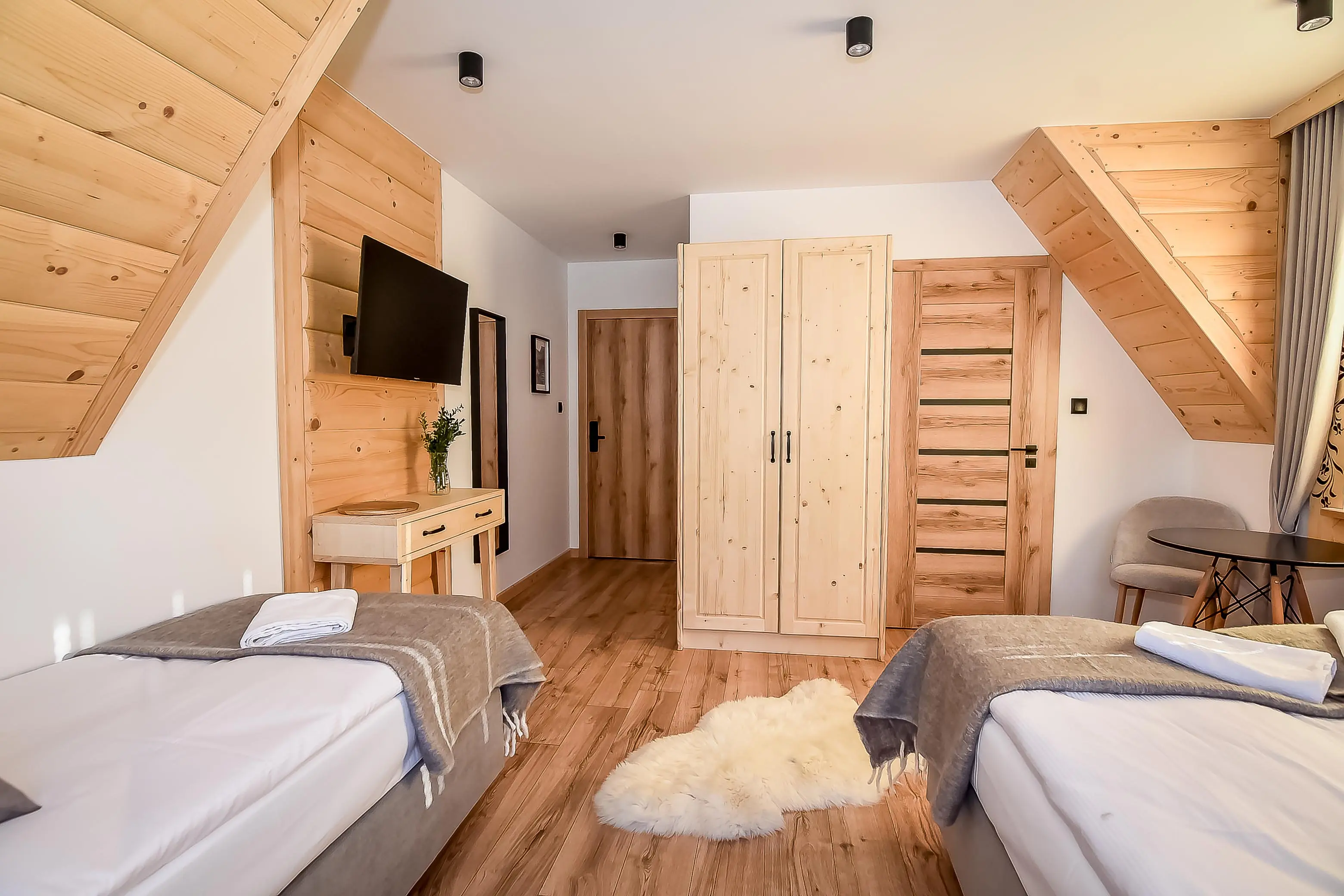 Pokój 2 sypialnia — Wool & Wood Guest House, Podhale